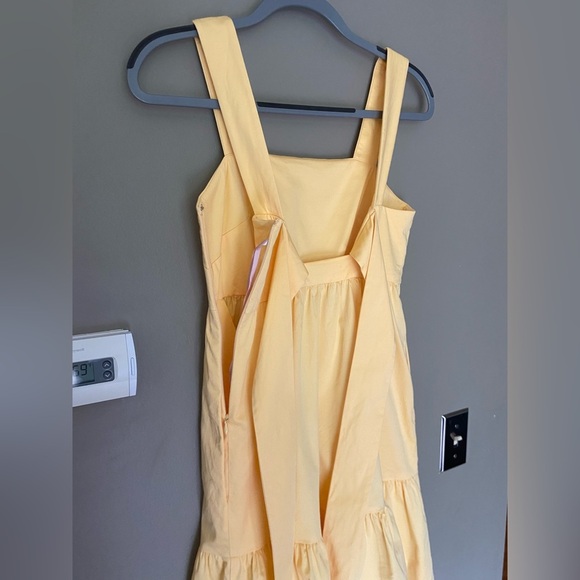 GAL MEETS GLAM Desiree Tiered Bottom Yellow Dress Size 00 - Picture 6 of 9